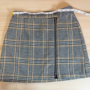 Abercrombie & Fitch Yellow and Black Plaid Mini Skirt